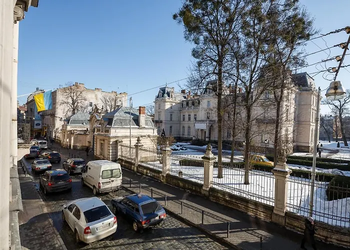 Palace View Apartments - 24 Kopernyka Str.