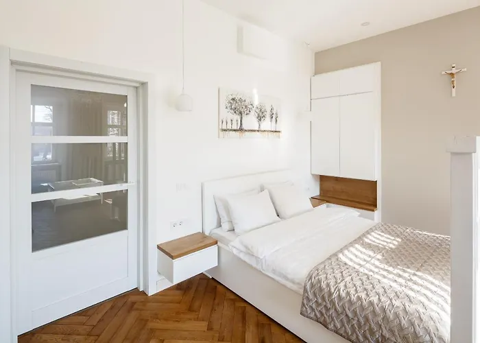 Palace View Apartments - 24 Kopernyka Str.